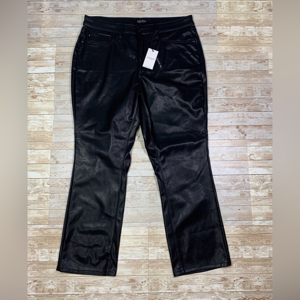 NWT Judy Blue Size 18W High Waist Faux Leather Black Straight Leg Pants 88755